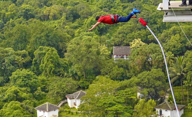 Bungee Jumping in Goa (61 Meters)
