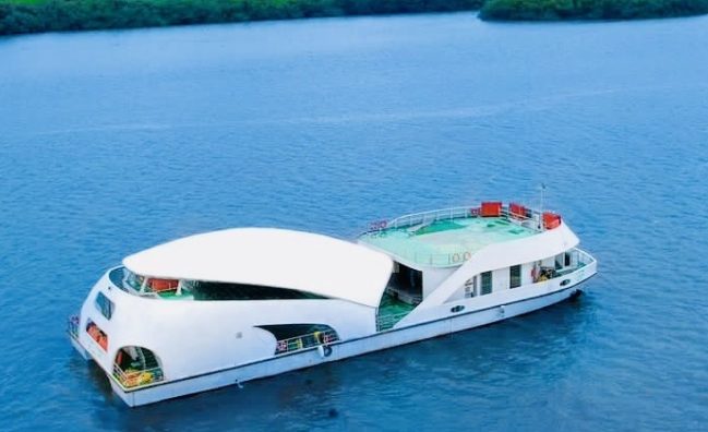 Dinner Cruise (Starts 8:25 PM)