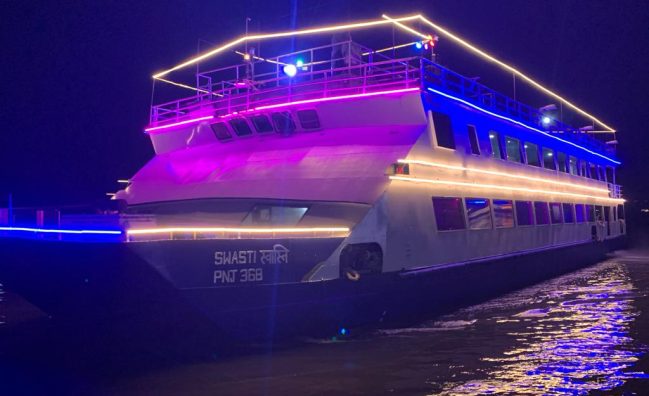 Dinner Cruise (Starts 7:45 PM)